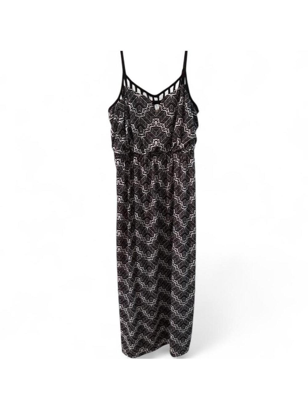 No Boundaries Black White Geometric Maxi Dress XL